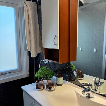 公寓 3 Soveroms Leilighet-komfort Og Stil -perfekt For Ferie Og Jobb